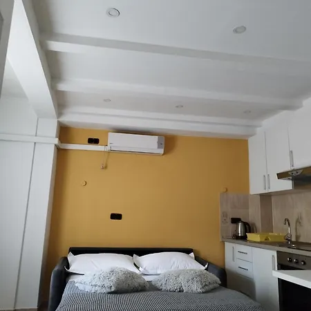 בית הארחה Lion 3*